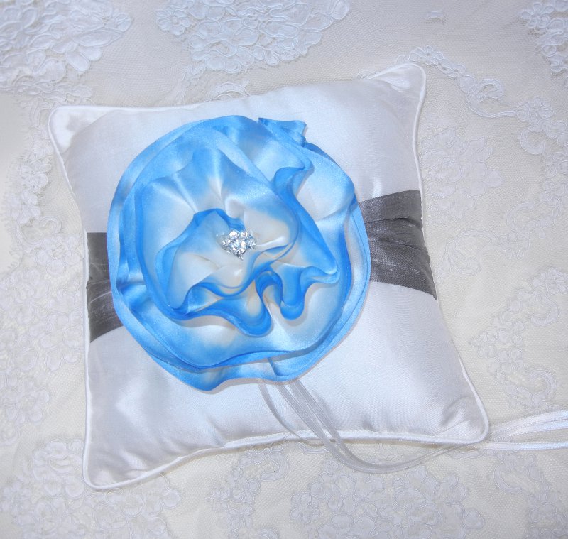 Ring Pillow with Light Blue Flower